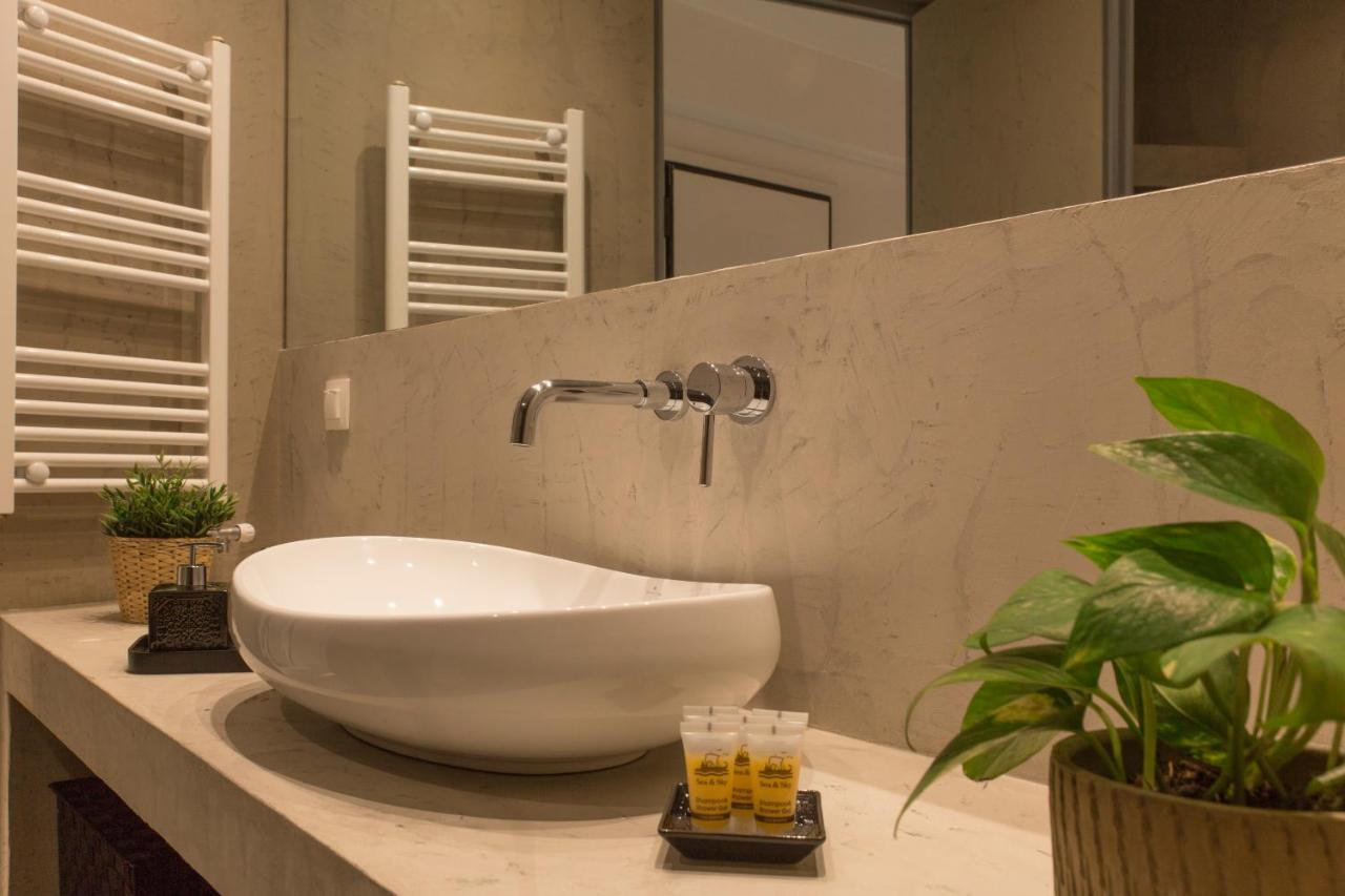 Luxury Apt With Parking-Living Stone Silver Athen Eksteriør billede